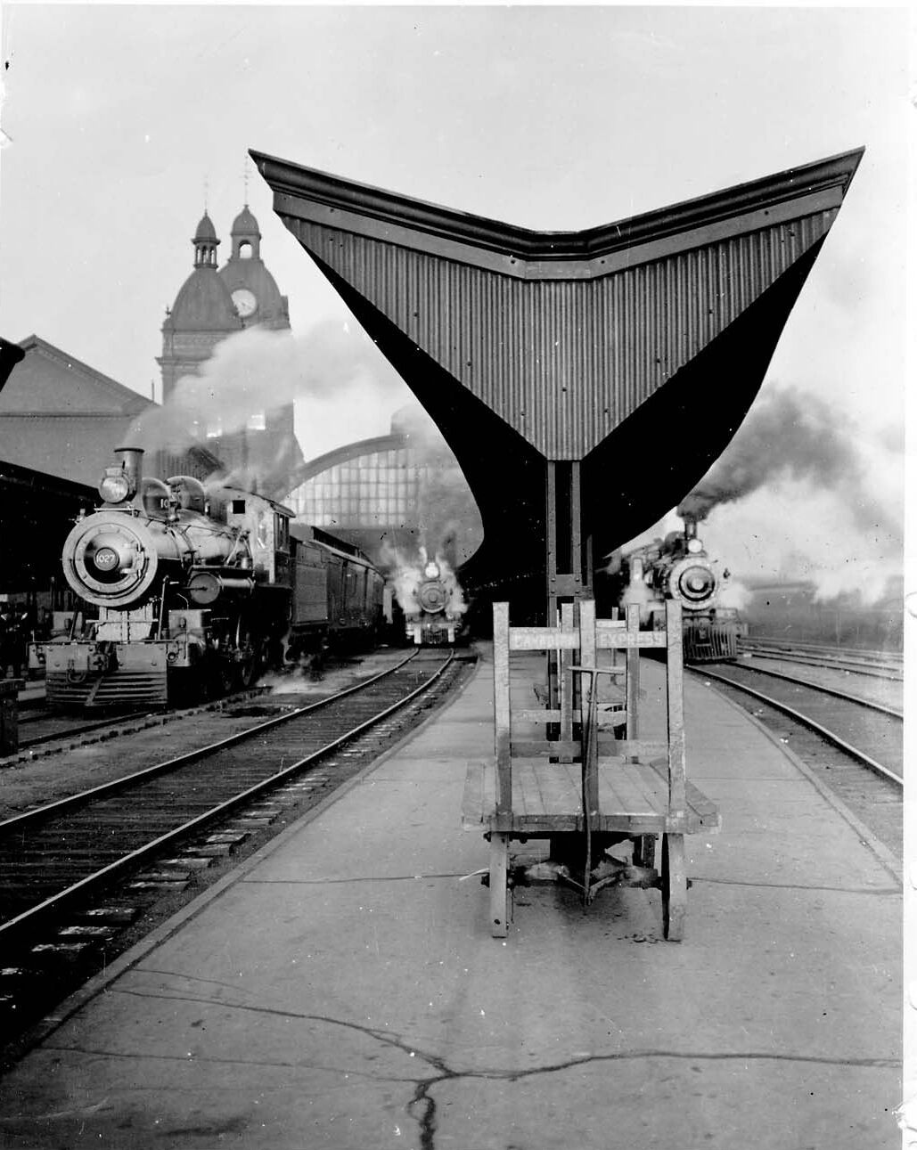 Three locomotives in the station at [Old Union Station](https://en.wikipedia.org/wiki/Toronto_Union_Station_(1873))